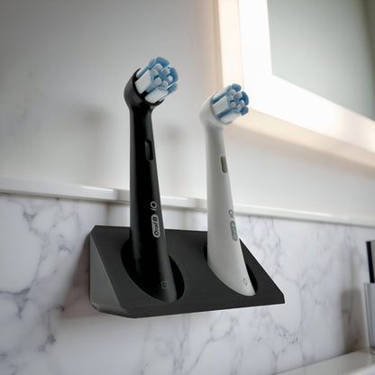 BrushDock für Oral-B an Marmor Fließe